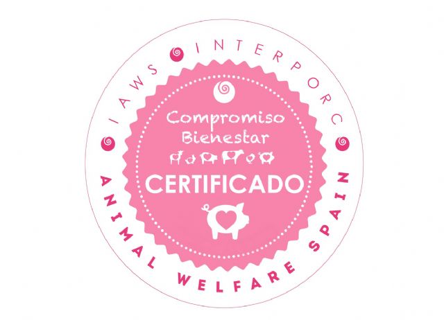 Imagen de la certificación Interporc Animal Welfare Spain, que agrupa a todas las interprofesionales de la carne bajo el sello ‘Compromiso Bienestar Certificado’.