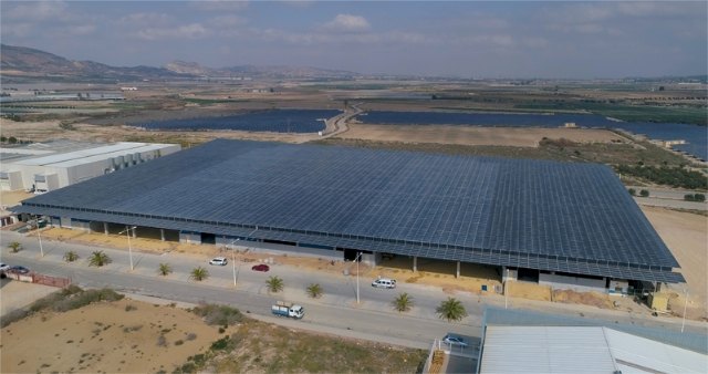 Imagen aérea de las nuevas instalaciones de la firma El Mosca. Fotografía: eseficiencia.es