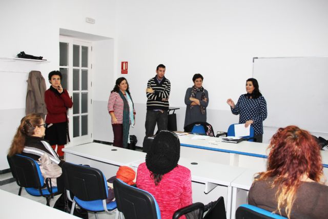 Bienestar Social desarrolla el curso 'Aprendiendo habilidades que mejoran nuestra vida cotidiana'
