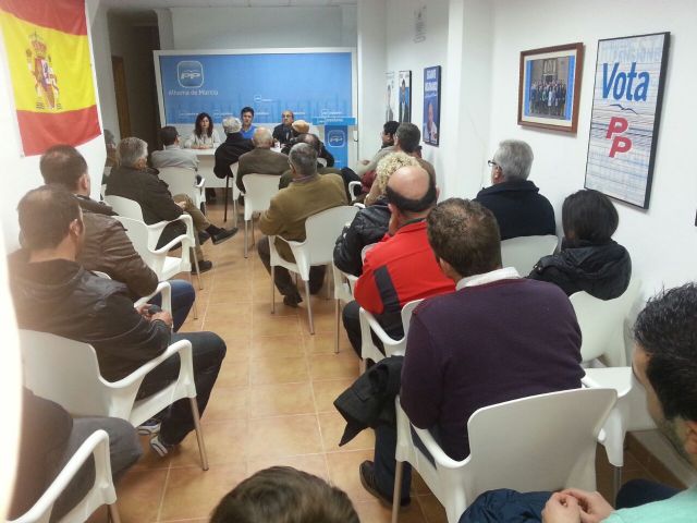El pasado lunes en la sede del PP de Alhama, tuvo lugar una charla sobre la conservación y mejora de los espacios naturales