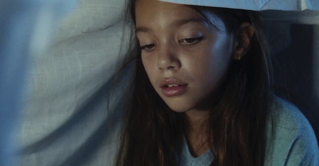 Dos alumnas de Lorquí y Cieza protagonizan el spot navideño de una conocida firma de turrones a favor de las abejas