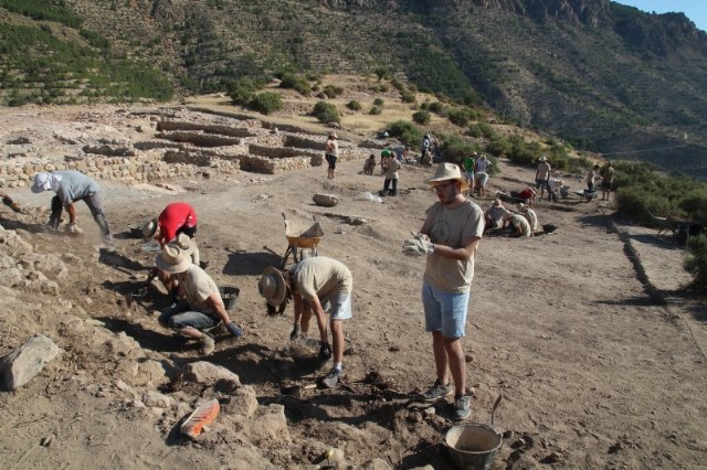 Este mes regresan los campos de trabajo a los yacimientos de El Murtal y Las Paleras