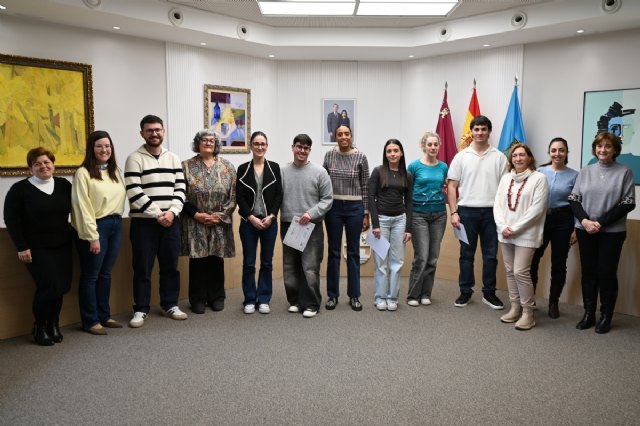 El Ayuntamiento culmina el programa “Mi Primer Empleo” con tres jóvenes incorporados durante un año en áreas clave