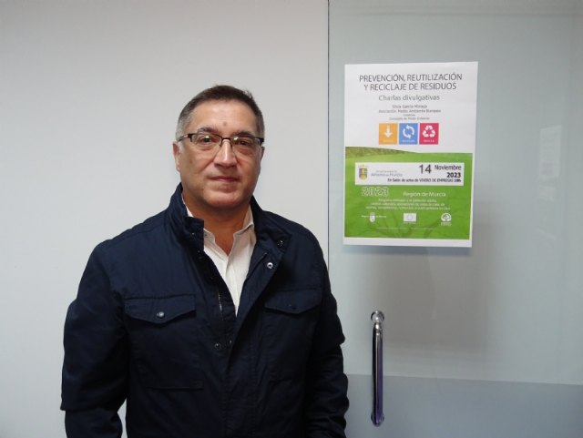 Alhama de Murcia acoge una charla sobre prevención, reutilización y reciclaje de residuos