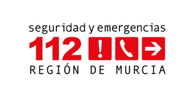Rescatan a hombre atrapado a 15 metros de altura al intentar entrar a su vivienda en Alhama
