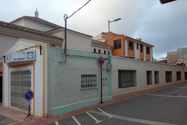 Finaliza la retirada de fibrocemento en los locales municipales de La Concepción