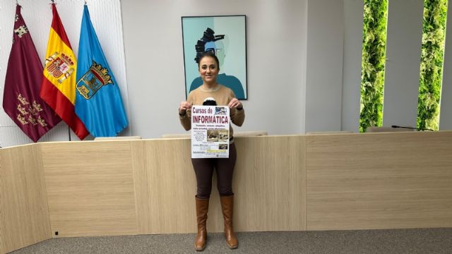 El Ayuntamiento recupera el Taller de Informática para personas mayores, pensionistas y jubilados