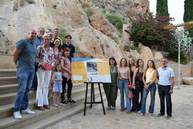 Presentación oficial del PR-MU 131 'Sendero Baldomero Brugarolas', con salida desde el casco urbano de Alhama