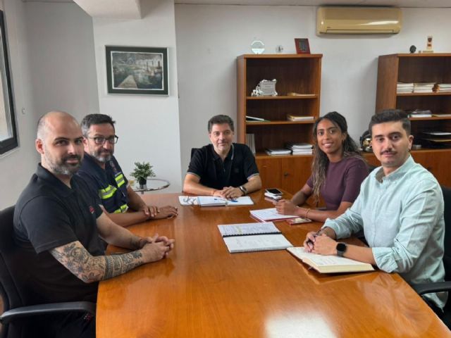 Alhama traslada al Consorcio las prioridades del parque de bomberos
