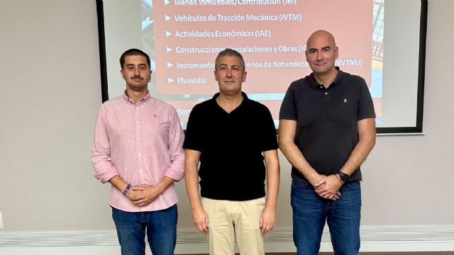 El Ayuntamiento de Alhama establece la gratuidad del Servicio de Teleasistencia y Ayuda a Domicilio, y reduce la tasa de terrazas un 50%