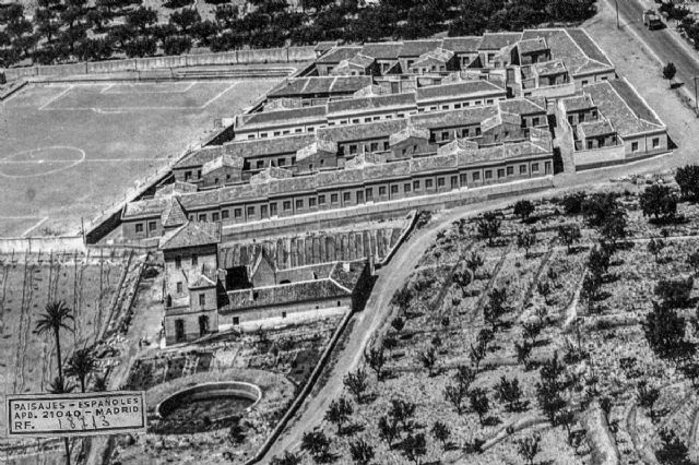 El Pleno aprueba por unanimidad seis homenajes en los espacios públicos de Alhama
