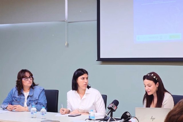 Cerca de 300 estudiantes participan en un estudio sobre violencia de género y relaciones adolescentes