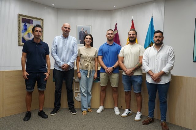 Alhama de Murcia y United School League se unen para combatir el sedentarismo infantil con una liga escolar de fútbol