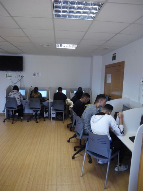 Jóvenes desempleados de Alhama finalizan los talleres de inserción laboral del 'Proyecto Labor 2.0'