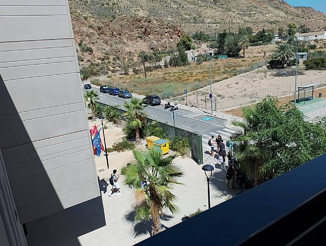 Calor extremo en el IES Valle de Leiva: 31,4 ºC en las aulas, suspensión de clases y un alumno atendido por ambulancia