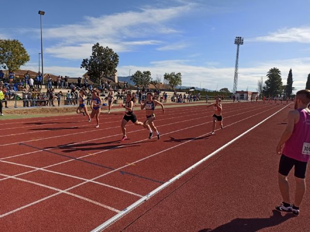 Alhama centraliza la competición regional en pista