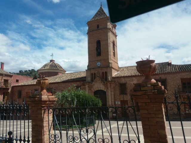 Usuarios del Centro de Día de personas mayores pasaron una jornada en la Santa