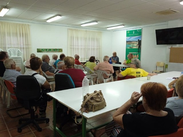 Reunión de afectados por daños del arruí y jabalí en Gebas: un paso importante hacia la solución de problemas