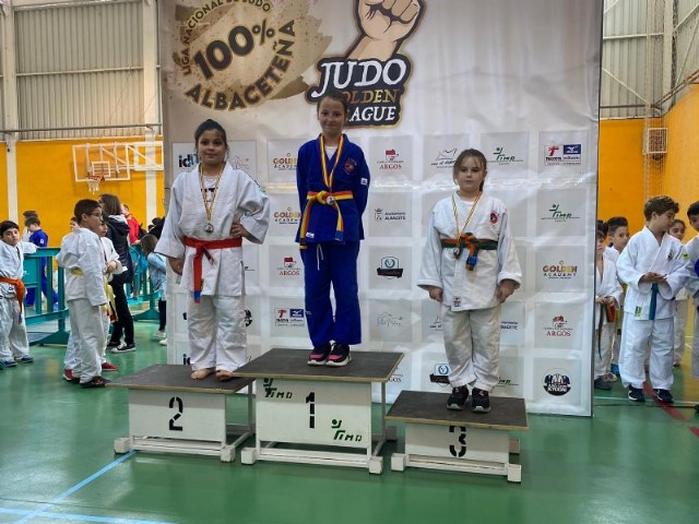 El club de judo de Alhama de Murcia obtiene magníficos resultados en Albacete y Alicante