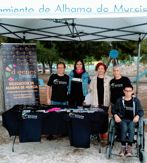 El circuito de Las Salinas de Alhama de Murcia acogió una prueba de motocross del Campeonato Regional, solidaria con D´Genes