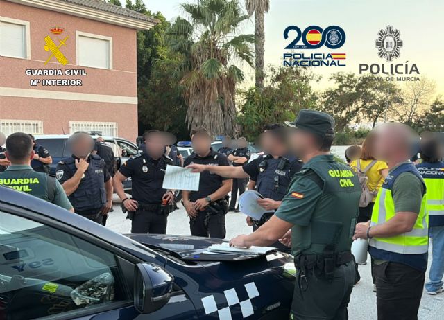 Operativo de seguridad desplegado en Alhama de Murcia
