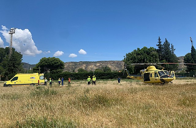 Evacuan por aire a un varón de 70 años que se ha desmayado mientras realizaba senderismo en Sierra Espuña