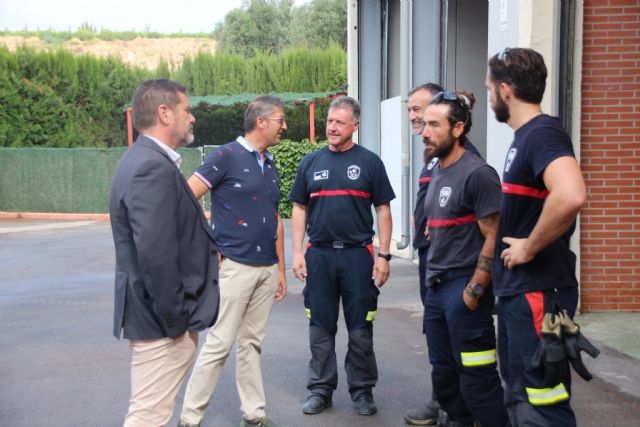 Los bomberos del parque Alhama-Totana trasladan la necesidad de más recursos humanos y materiales a la Administración regional