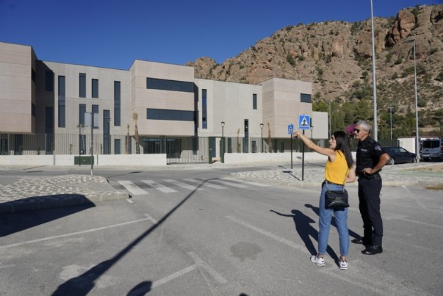 Ayuntamiento y Policía Local trabajan conjuntamente para garantizar accesos fluidos al nuevo IES Valle de Leiva antes del inicio del curso