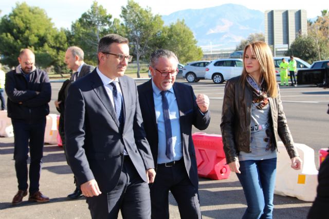 Diego Conesa asiste a la apertura al tráfico de la Fase I de las Instalaciones del Área de Servicio de Alhama de Murcia en la A-7