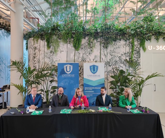 'Soñar con flores': la equipación solidaria que apoya UNIVERSAE y favorece la inclusión a través del deporte