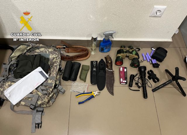 La Guardia Civil localiza y detiene a un huido de la justicia en Alhama de Murcia