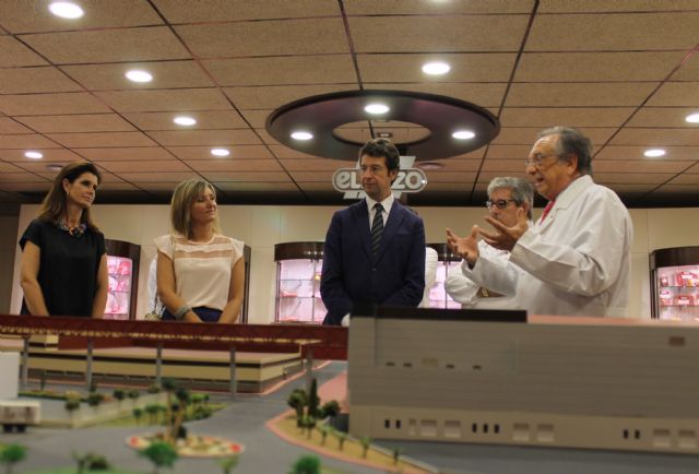 Juan Carlos Ruiz visita ElPozo y reconoce el 'incuestionable valor de la empresa como creadora de riqueza y embajadora de la Región'