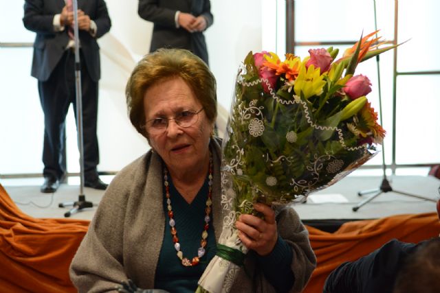 Águeda Romero Velasco recibe el Premio Voluntaria Solidaria 2014