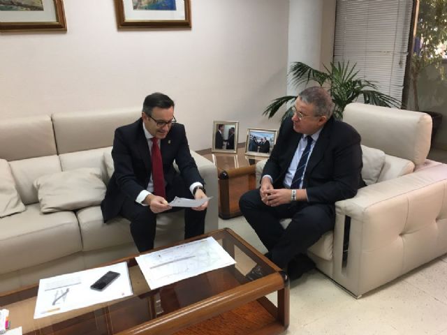 El alcalde traslada al Delegado del Gobierno las necesidades de Alhama en el proyecto de ampliación de la A7