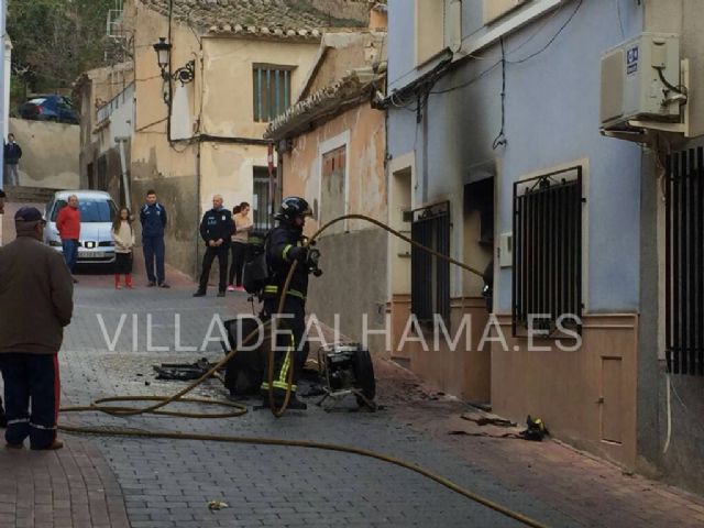Los Bomberos sofocan otro fuego en Alhama de Murcia