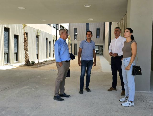 La Comunidad recibe la obra del nuevo IES Valle de Leiva de Alhama de Murcia
