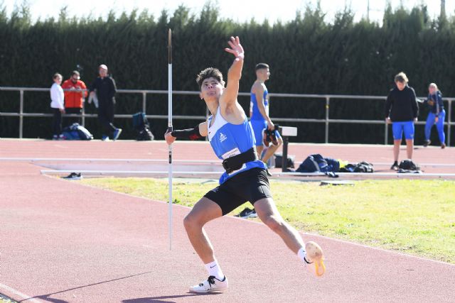 Buenos resultados para los atletas del Club Atletismo Alhama en el 'Control de Lanzamientos Largos'
